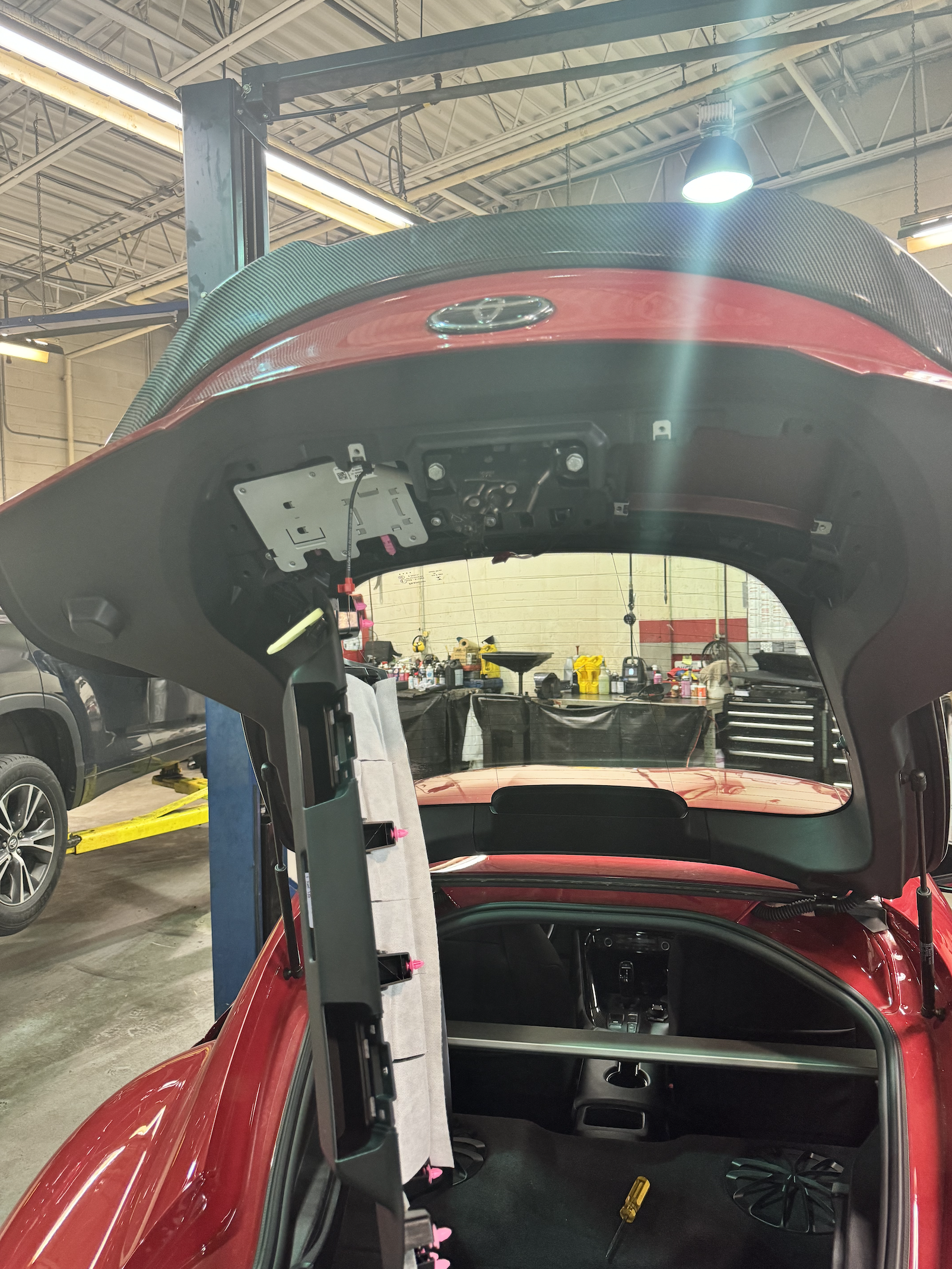 2021 Toyota GR Supra – Broken trunk latch on the 2021 Toyota GR Supra 2.0 on Delivery.